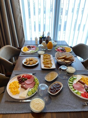 Free daily continental breakfast - Hotel Flaer (Shkodër)