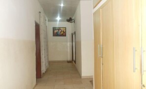 Interior entrance - Franphinas Suites and Hotel (Calabar)