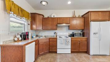 House | 2 bedrooms, Internet