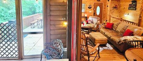 Smart TV, fireplace, video games