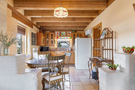 2 habitaciones y acceso a internet