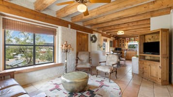 House | 2 bedrooms, Internet