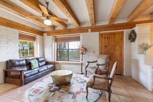 House | 2 bedrooms, Internet