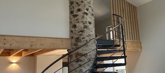 Fun and Elegant Mas in the Mountains