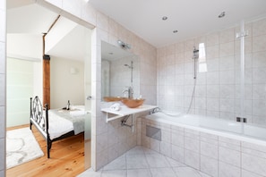 Deluxe-Apartment | Badezimmer