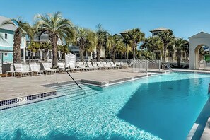 Pool - 🌊Walk to Beach-Pool-Tennis Courts-Relax Awhile🌊 (Panama City Beach)