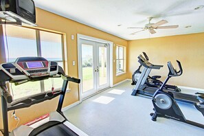 Fitness facility - BeachFront🏖️Heated Pool-2BR Sterling Sands 103 (Destin)