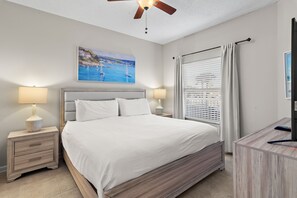 2 bedrooms, iron/ironing board, free WiFi, bed sheets - BeachFront🏖️Heated Pool-2BR Sterling Sands 103 (Destin)