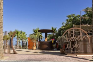 Children’s area - Modern Luxury Suite with Terrace in Higueron (Fuengirola)