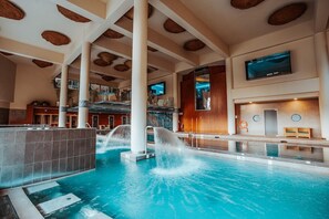 Pool - Exclusive 3-bedroom Apartment in Higueron (Fuengirola)