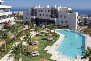 Pool - Exclusive 3-bedroom Apartment in Higueron (Fuengirola)