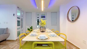 Dining - WhitePeacock | Private Pool & Near Amazing Beaches (Arecibo)