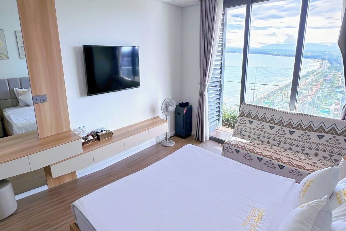 Individually decorated, individually furnished, desk, laptop workspace