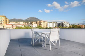 Exclusive-lejlighed | Terrasse/gårdhave