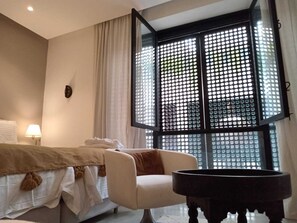 4 chambres, fer et planche à repasser, Wi-Fi, draps fournis