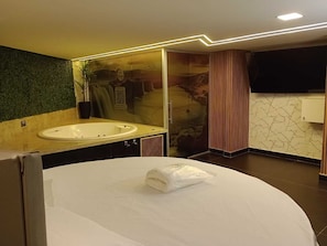 Bañera de hidromasaje privada