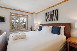 3 bedrooms, iron/ironing board, travel cot, WiFi - Lower Borders 406A - 3 Bedroom (Beaver Creek)