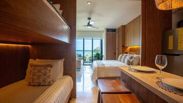 2 bedrooms, iron/ironing board, Internet, bed sheets