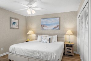2 bedrooms, WiFi (free), bed sheets