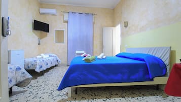 Comfort Double or Twin Room | Free WiFi
