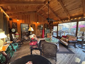Interior - Dancing Bear: Top rated on 2 Private Creek acres w screened porch, WiFi, Grill (Franklin)