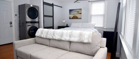 1 室のベッドルーム、アイロン / アイロン台、WiFi、ベッドシーツ