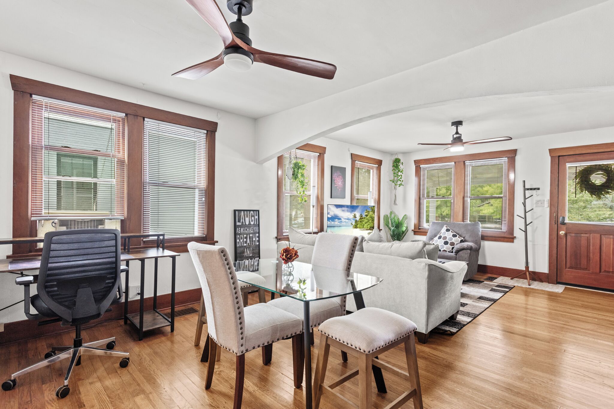 Smart-TV, Videospiele, Bücher