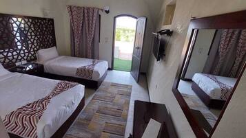 Camera Standard, balcone, vista mare | Televisione