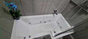 Hair dryer, towels, toilet paper