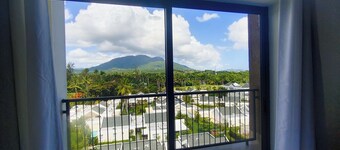Spacious Condo overlooking Green One in Playa Dorada