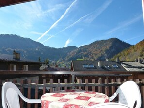 Outdoor dining - 50m from shops, 2nd floor, balcony, tv, ski locker, 51m², La Clusaz (La Clusaz)