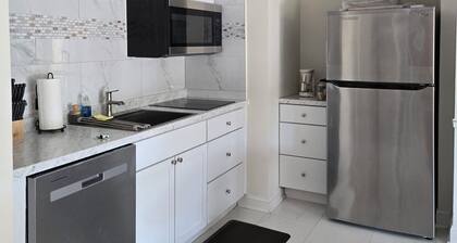 A private and peaceful oasis with all amenities in quiet scenic Brookeville