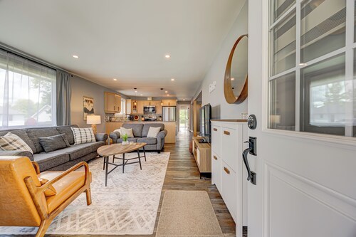 The Little Red Cottage - Ideal for long stays!