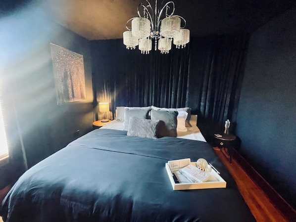 2 bedrooms, iron/ironing board, travel crib, free WiFi