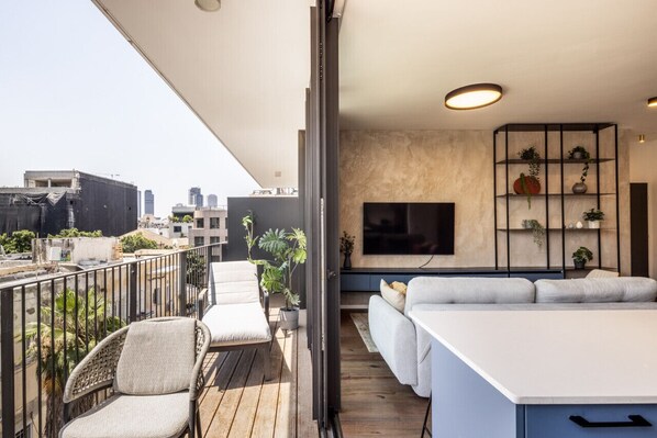 Terrace/patio - Modern Cozy Dream Apartment (Tel Aviv)