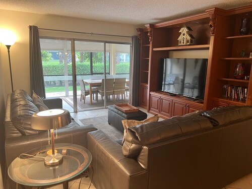 Relax and Unwind in This Charming Pompano Beach Condo,  2BR/2BR