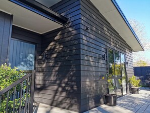 Exterior detail - Birdsong Lodge - a delightful Rotorua escape (Rotorua)