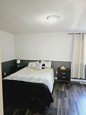 5 habitaciones, escritorio, tabla de planchar con plancha y wifi gratis 