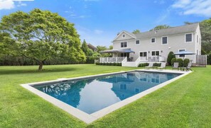 Piscina externa, piscina aquecida