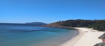 Climatic shelter in Finisterre in front of the beach 🏖️ 