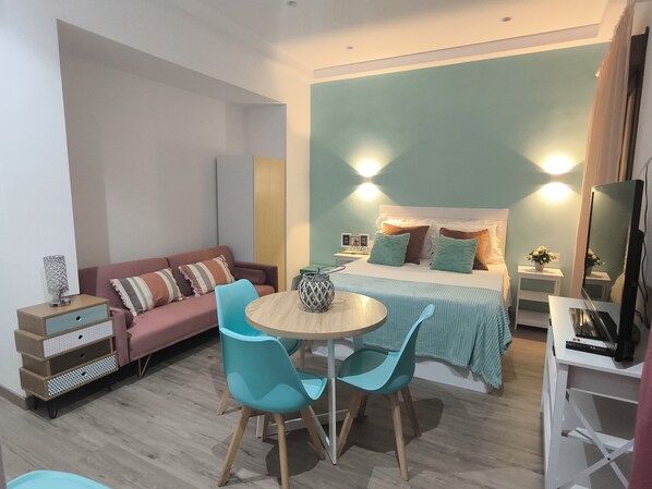 1 bedroom, WiFi, bed sheets - Casa Cervera: Acogedor Estudio con una Magnifica Ubicación en la Bahía de Cádiz (San Fernando)