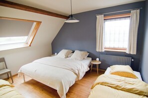 7 chambres, bureau, Wi-Fi gratuit, draps fournis