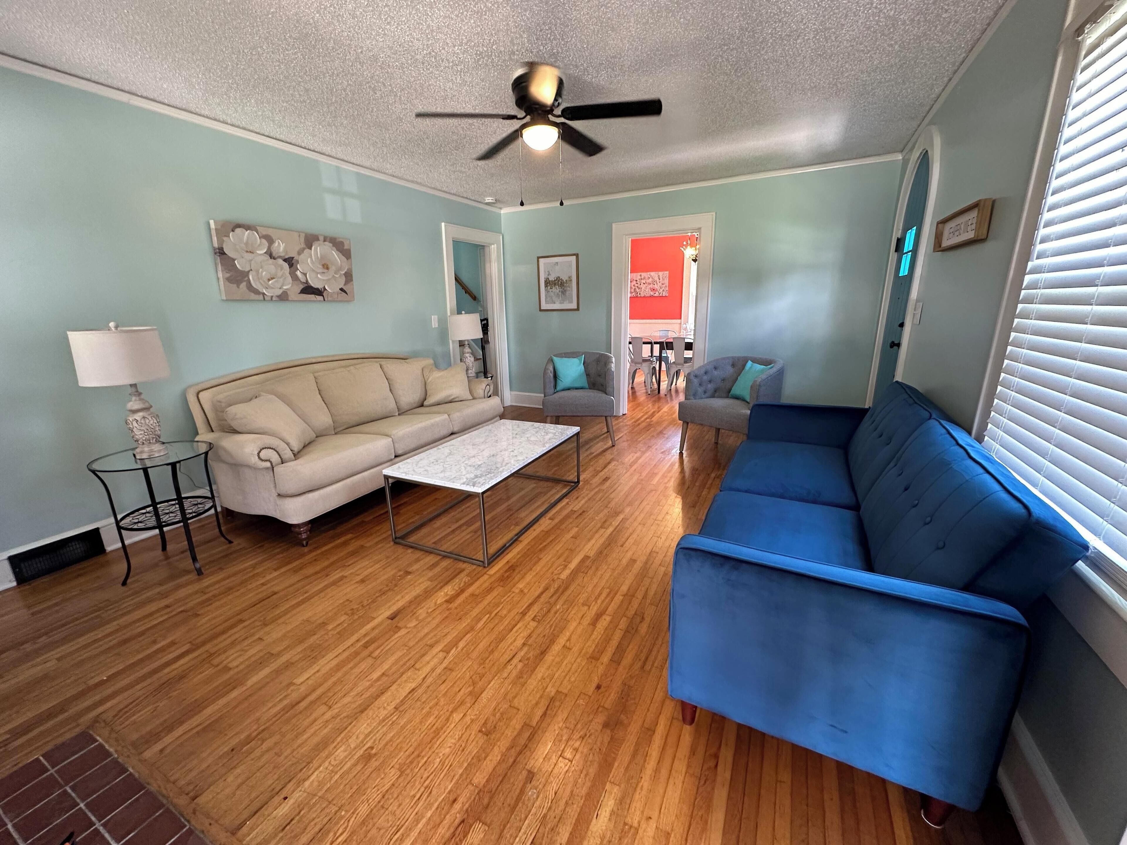 3-bedroom house 0.5 mile from downtown Elkin in the heart of Yadkin Wine Country