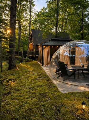 A Frame - Walk to Beach - Hot Tub
