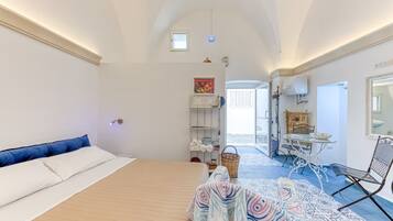 1 Schlafzimmer, Schreibtisch, kostenloses WLAN, BettwÀsche