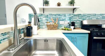 Charming 3-bedroom villa with Pool, WiFi and AC in Saint Andrew