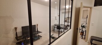 Attractive, renovated 2-room apartment by the lake