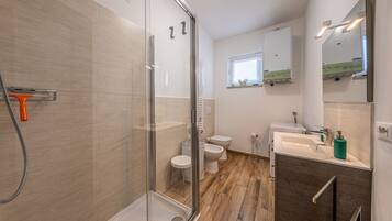 Shower, bidet