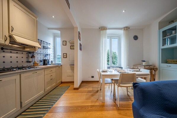 Dining - LA CASA DEL BOSCHETTO - View, Relaxation, and Comfort (Camogli)