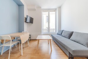 Living area - Jade Apartment – 4 Guests, Bellecour (Lyon)